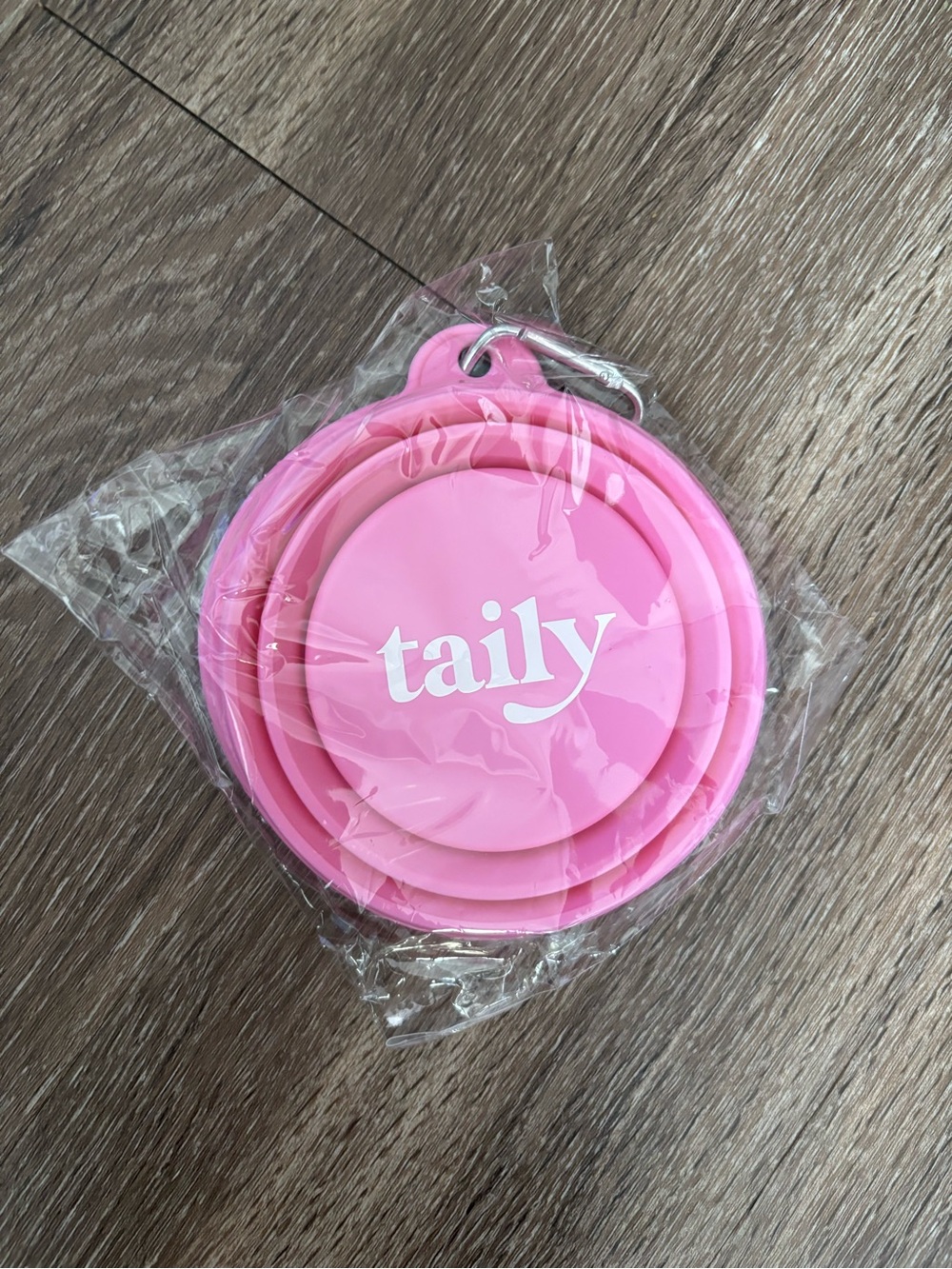Taily Pink Collapsible Silicone Travel Pet Bowl with Keyring